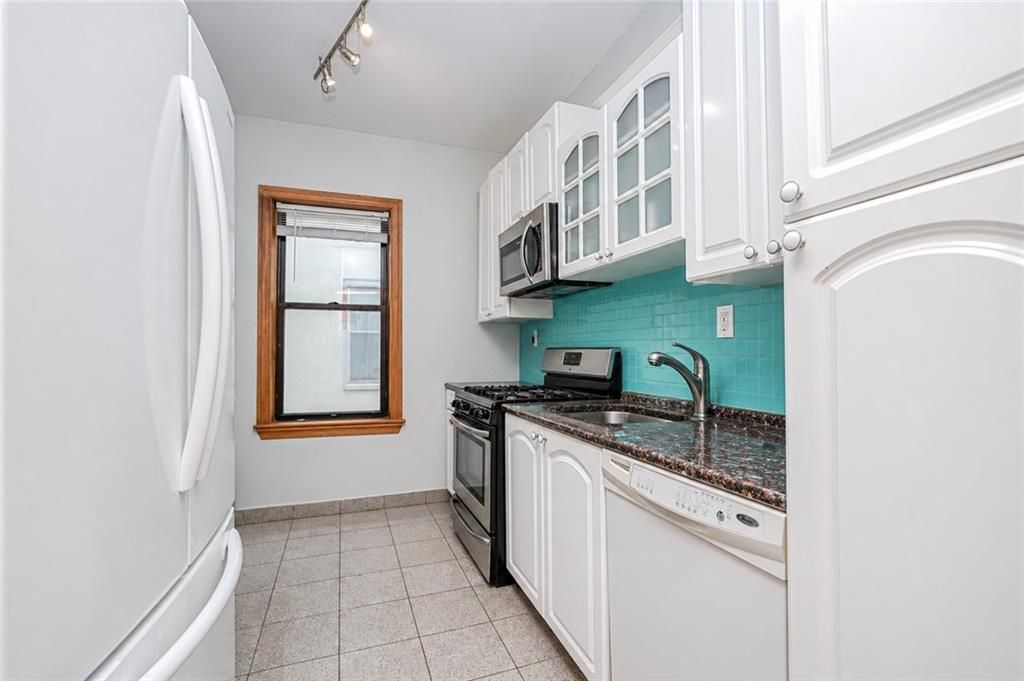 Photo of 7609 4th Avenue #D9, Brooklyn, NY 11209 (MLS # 501083)