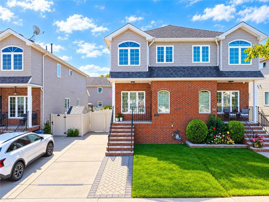 Photo of 14 Chatham Street, Staten Island, NY 10312 (MLS # 504445)