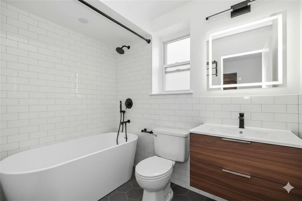 Photo of 2963 Ocean Parkway #3F, Brooklyn, NY 11235 (MLS # 498701)