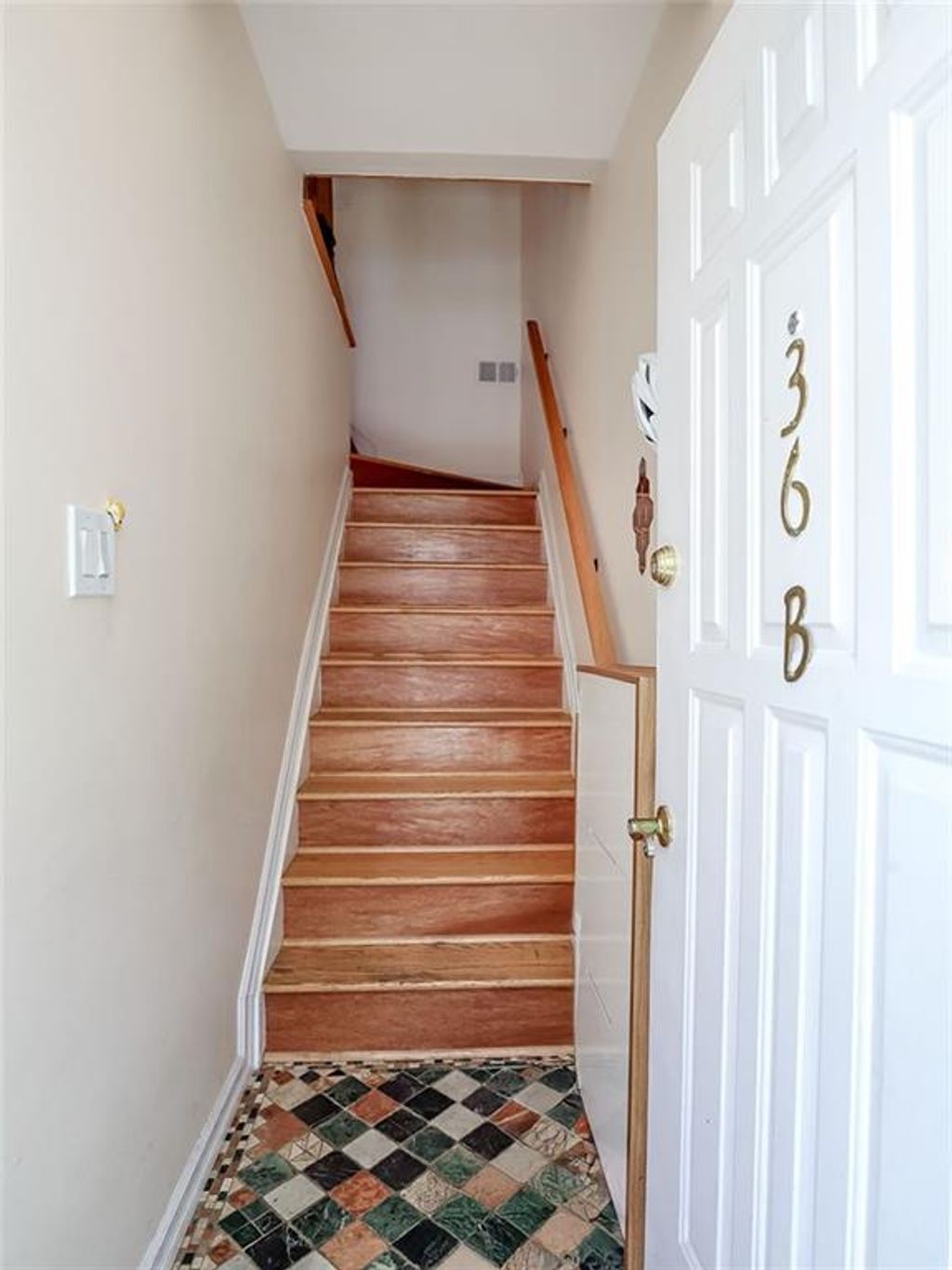 Photo of 36 Village Lane #8B, Staten Island, NY 10312 (MLS # 502151)