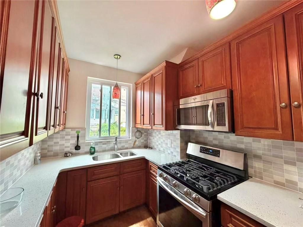 Photo of 48-40 39th Street, Long Island City, NY 11104 (MLS # 501037)