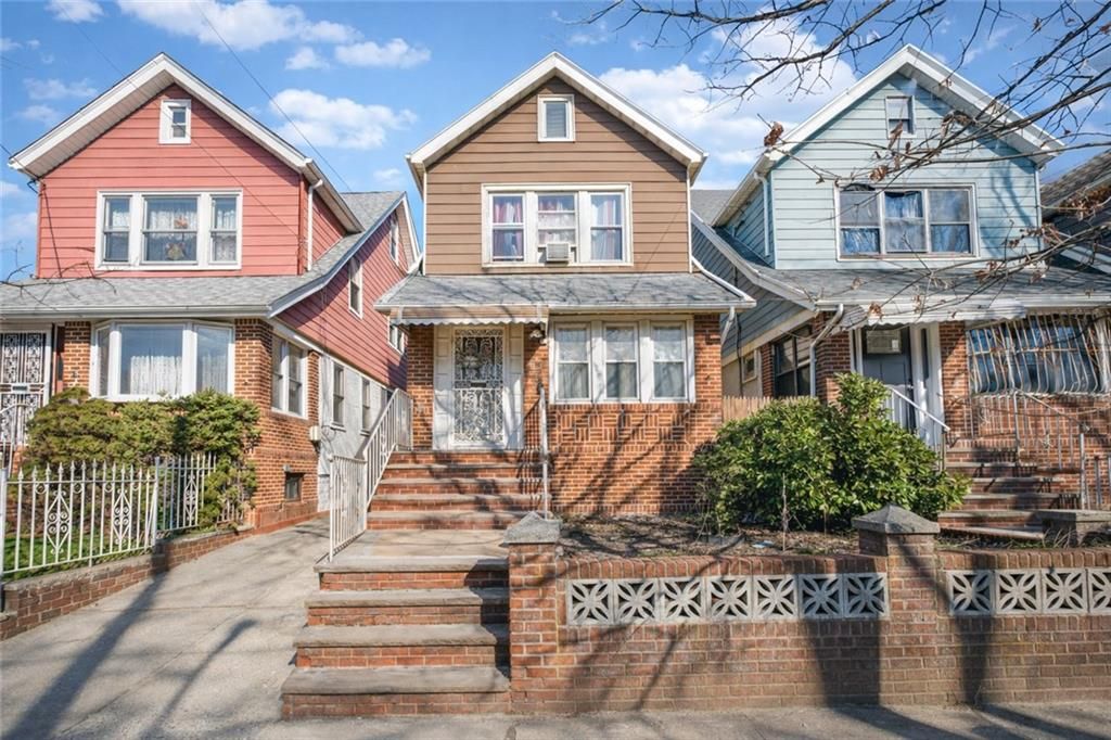 Photo of 1513 Brooklyn Avenue, Brooklyn, NY 11210 (MLS # 499426)