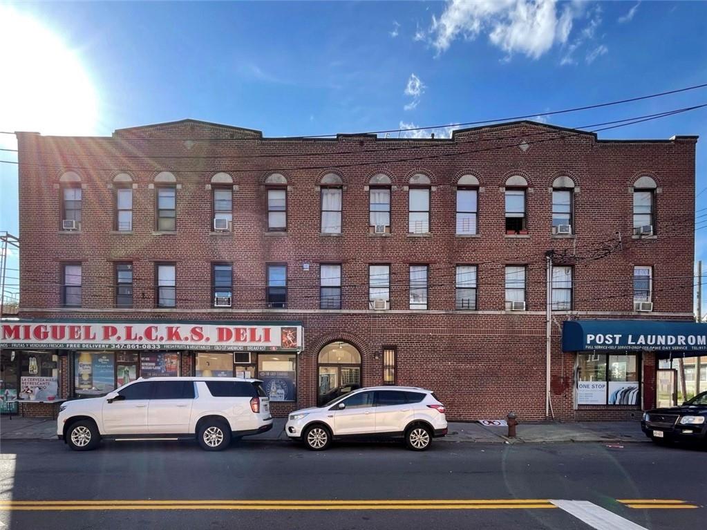 Photo of 970 Post Avenue, Staten Island, NY 10302 (MLS # 505064)