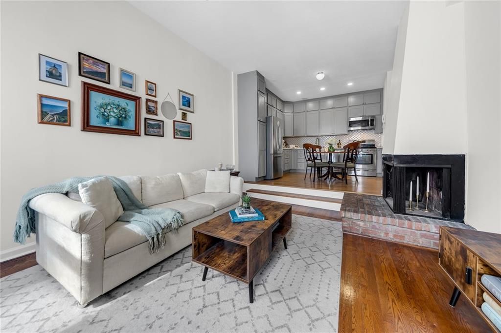 Photo of 425 78th Street #5D, Manhattan, NY 10075 (MLS # 500252)
