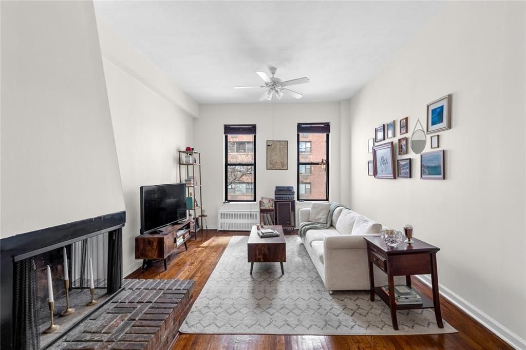 Photo of 425 78th Street #5D, Manhattan, NY 10075 (MLS # 500252)
