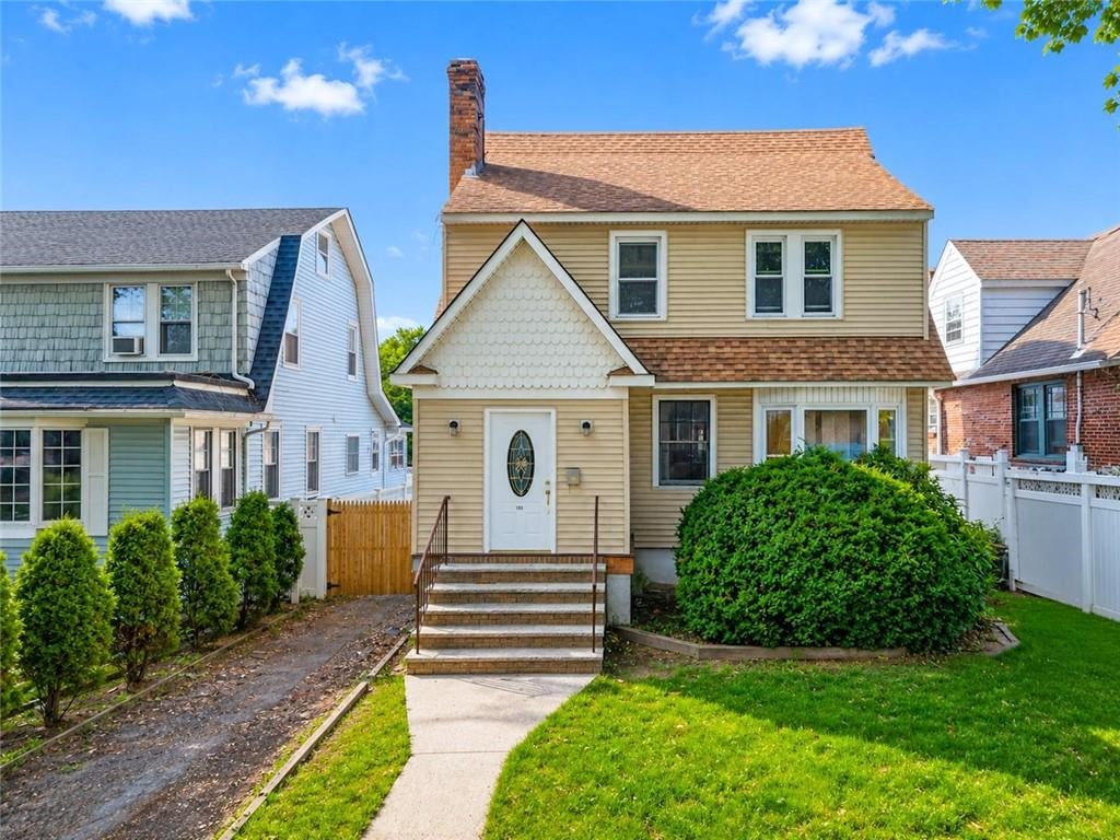 Photo of 155 Keiber Court, Staten Island, NY 10314 (MLS # 503287)