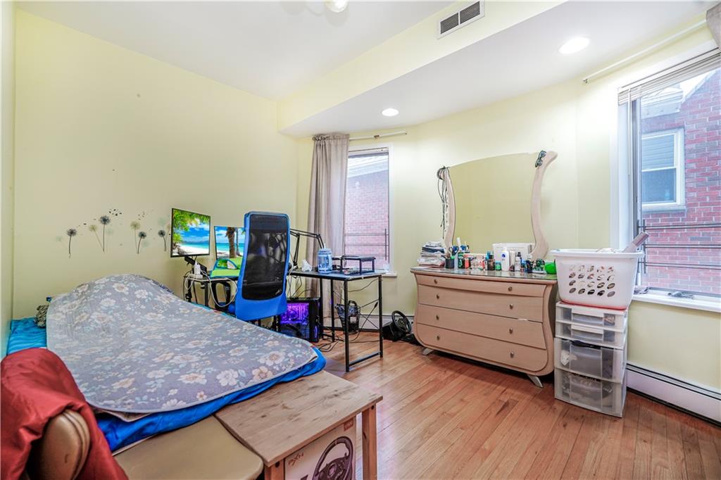 46 Bay 17th Street, Brooklyn, New York image 12