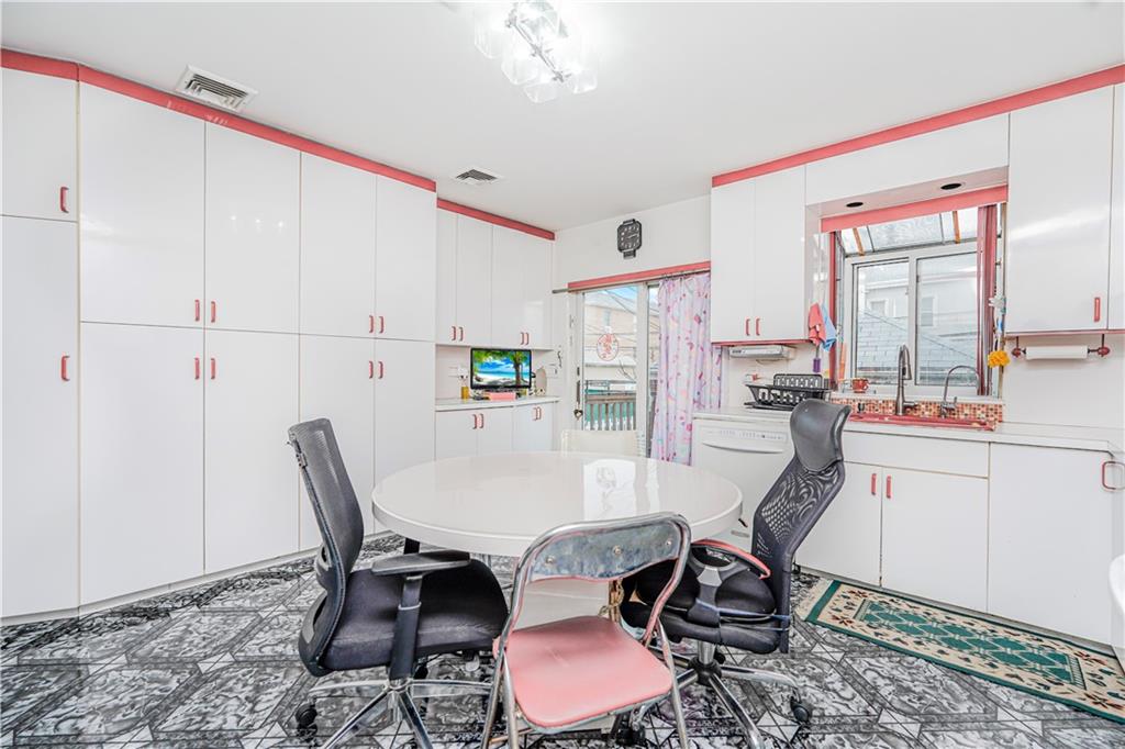 46 Bay 17th Street, Brooklyn, New York image 19