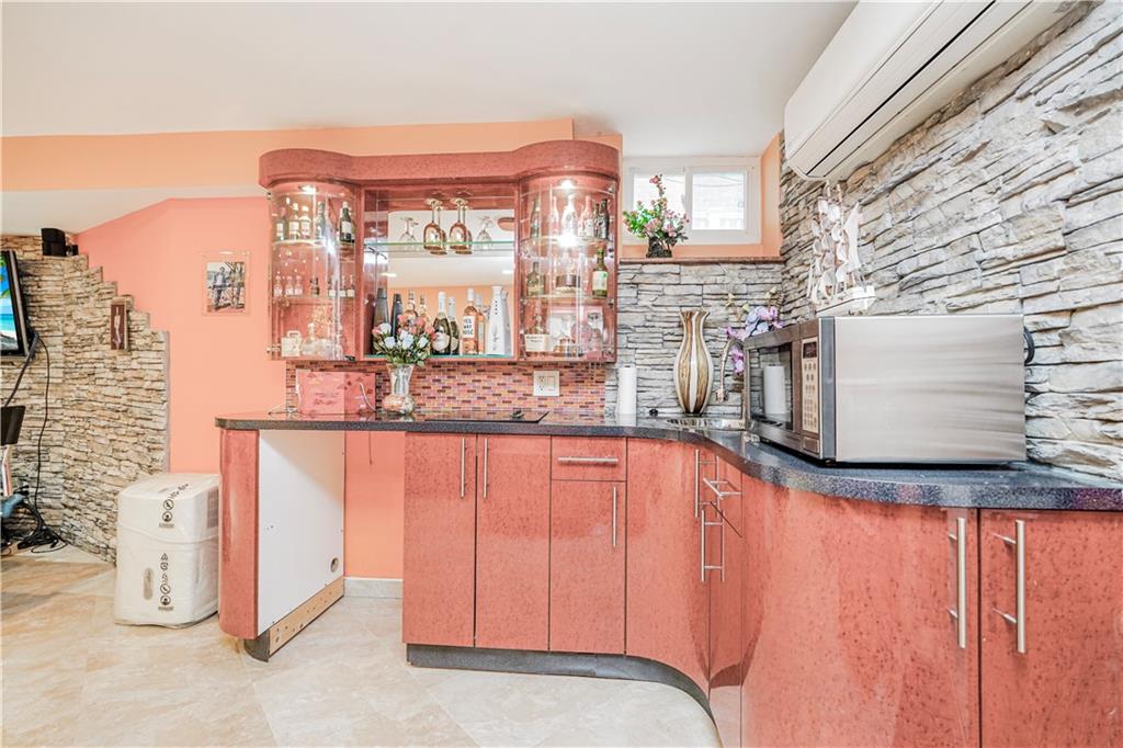46 Bay 17th Street, Brooklyn, New York image 32