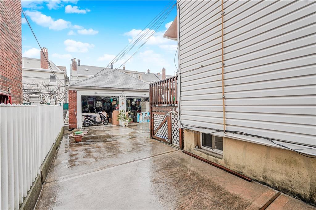 46 Bay 17th Street, Brooklyn, New York image 43