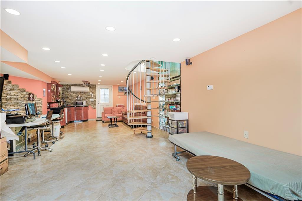 46 Bay 17th Street, Brooklyn, New York image 35