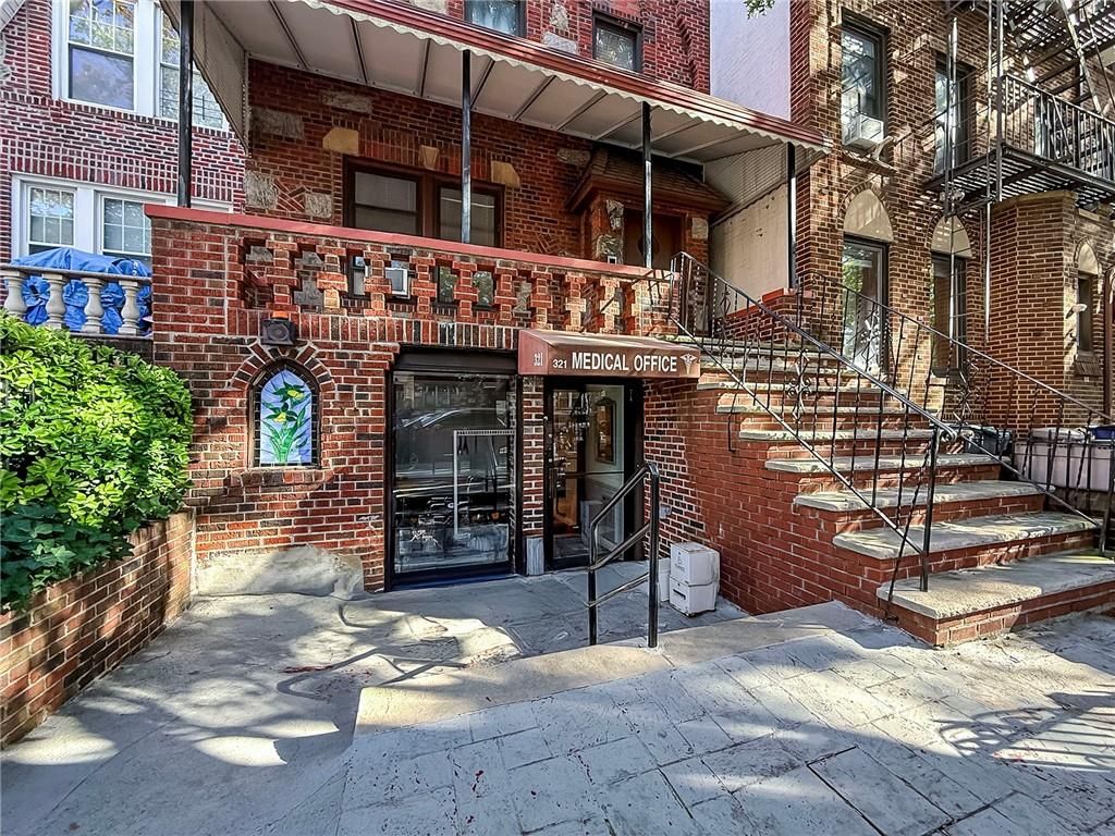 Photo of 321 Marine Avenue, Brooklyn, NY 11209 (MLS # 496875)