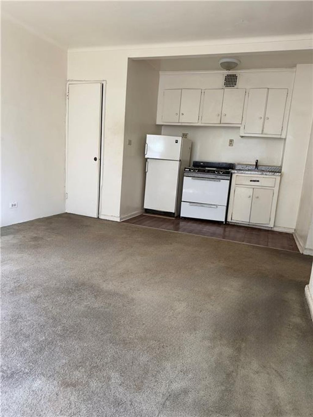 Photo of 9430 Ridge Boulevard #1H, Brooklyn, NY 11209 (MLS # 501182)