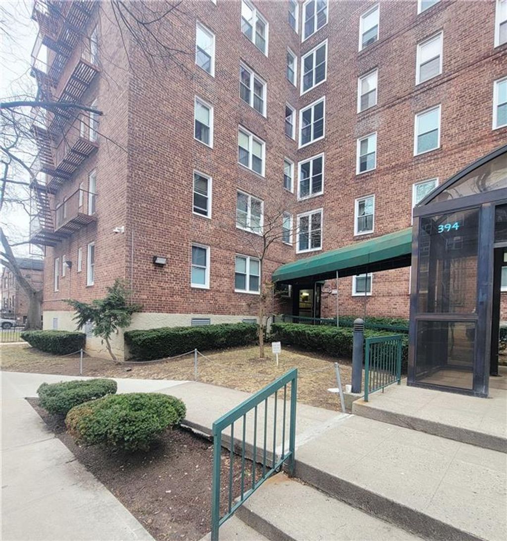 Photo of 394 S Avenue #3D, Brooklyn, NY 11223 (MLS # 499565)