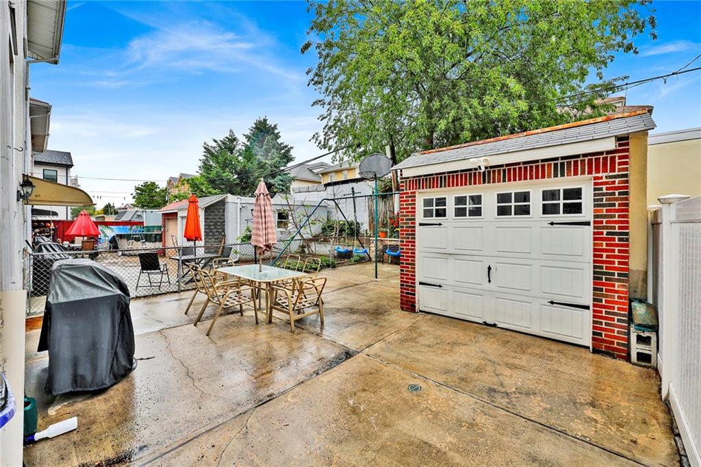 971 80th St, Brooklyn, NY, 11228, USA, 3 Bedrooms Bedrooms, ,2 BathroomsBathrooms,Residential,Active,971 80th St,501743