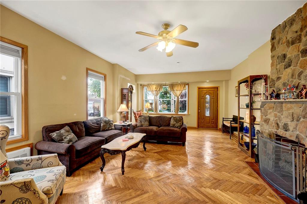 971 80th St, Brooklyn, NY, 11228, USA, 3 Bedrooms Bedrooms, ,2 BathroomsBathrooms,Residential,Active,971 80th St,501743