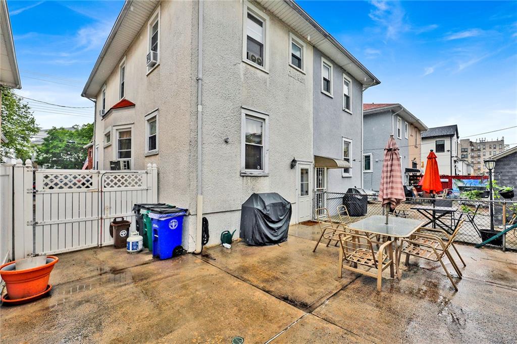 971 80th St, Brooklyn, NY, 11228, USA, 3 Bedrooms Bedrooms, ,2 BathroomsBathrooms,Residential,Active,971 80th St,501743