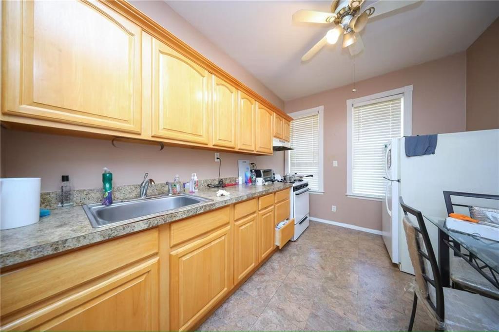 8669 15th Avenue, Brooklyn, New York image 17