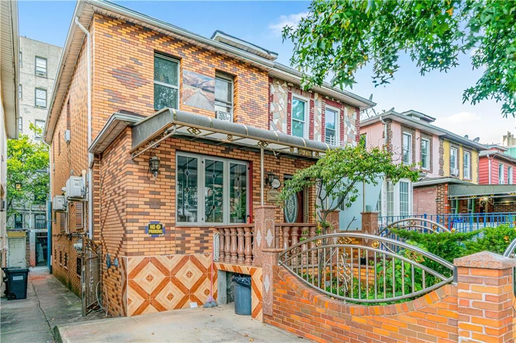 Photo of 2948 Brighton 1st Street, Brooklyn, NY 11235 (MLS # 496381)