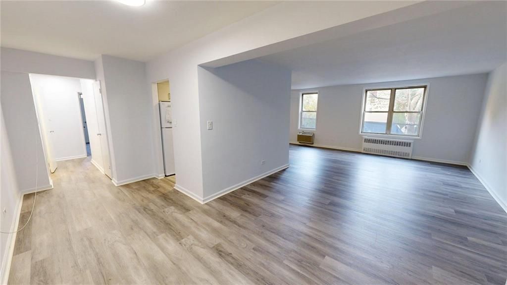 Photo of 55 Austin Place #2Y, Staten Island, NY 10304 (MLS # 497387)