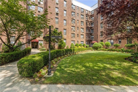 Apartment For Sale - 2251 Plumb 1st Street #5G<br/> Brooklyn, NY 11229