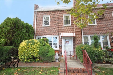 Townhouse For Sale - 2534 Ralph Avenue<br/> Brooklyn, NY 11234