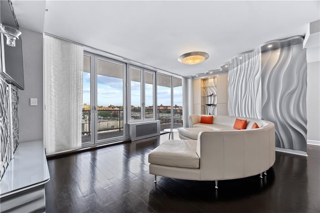 Photo of 1702 Avenue Z #6, Brooklyn, NY 11235 (MLS # 501782)