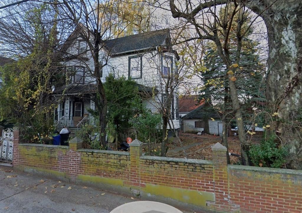 Photo of 474 Broadway, Staten Island, NY 10310 (MLS # 498978)