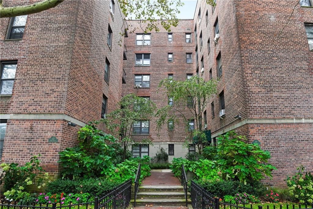 Photo of 40 89th Street #4F, Brooklyn, NY 11209 (MLS # 505373)