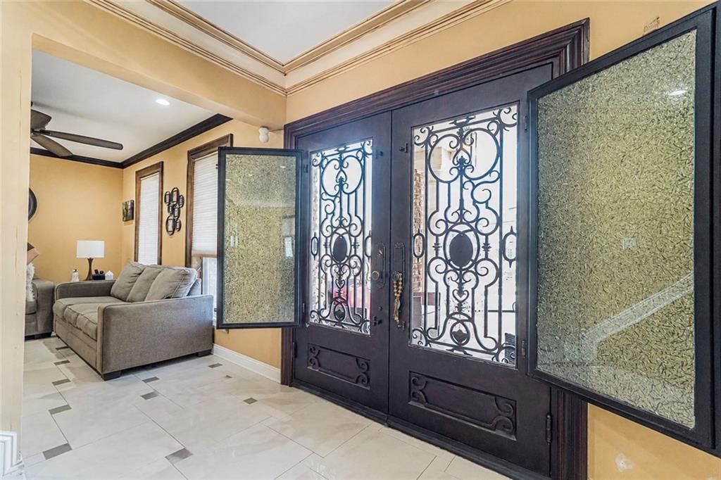 Photo of 14 WALNUT Place, Brooklyn, NY 10306 (MLS # 501648)