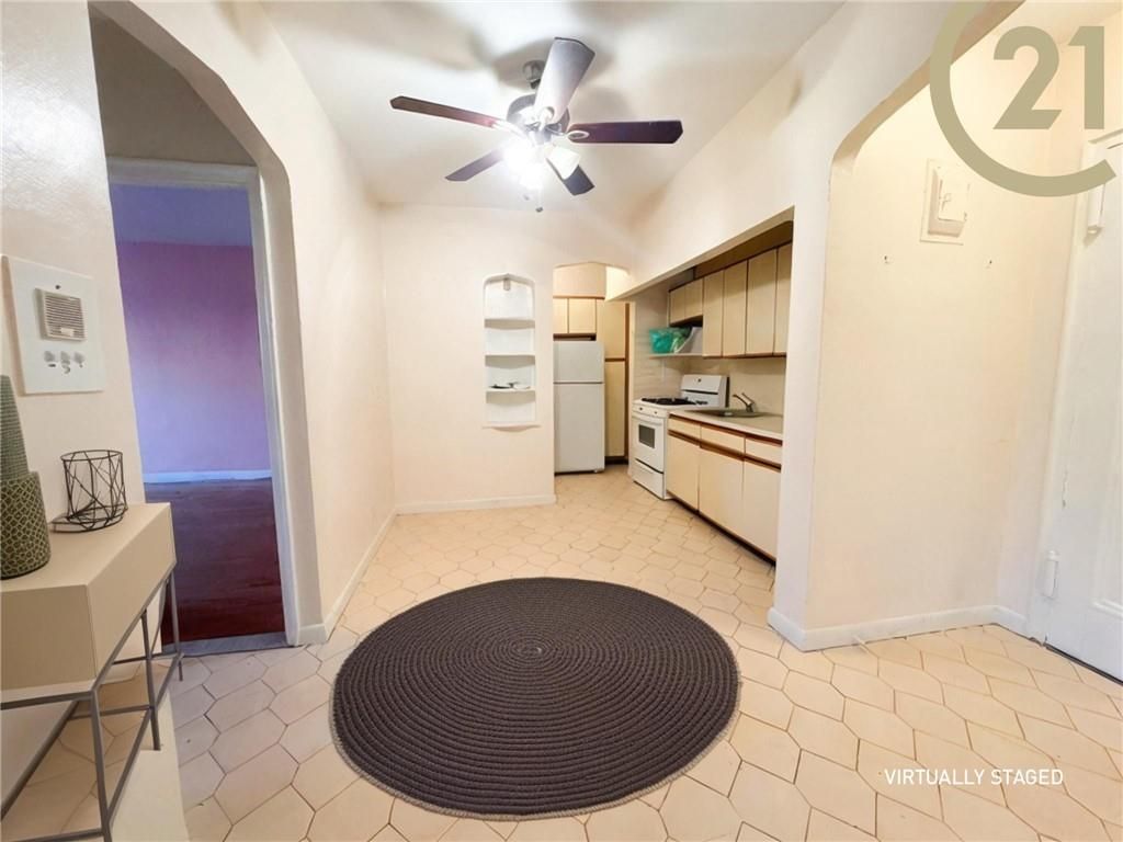 Photo of 100 Avenue P #4A, Brooklyn, NY 11204 (MLS # 488107)