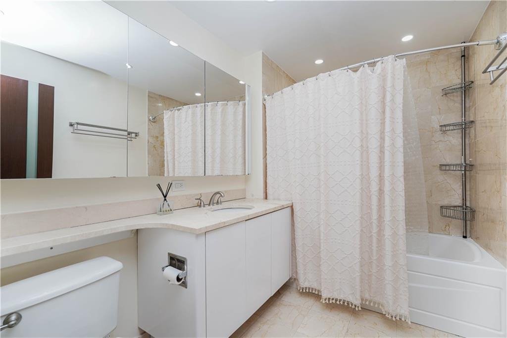 105 Oceana Drive #PH1D, Brooklyn, New York image 16