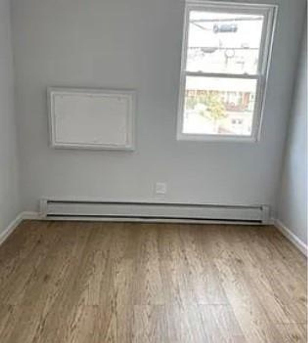 Photo of 3002 Voorhies Avenue #2F, Brooklyn, NY 11235 (MLS # 499747)