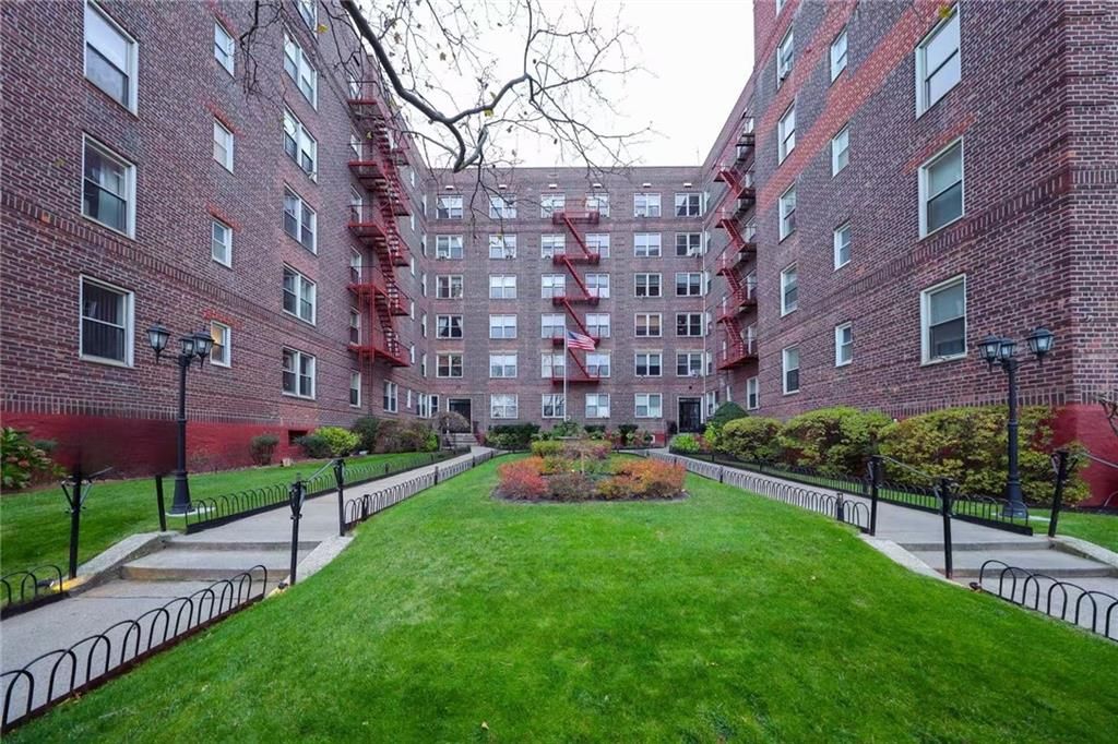Photo of 6801 Shore Road #2T, Brooklyn, NY 11220 (MLS # 497388)