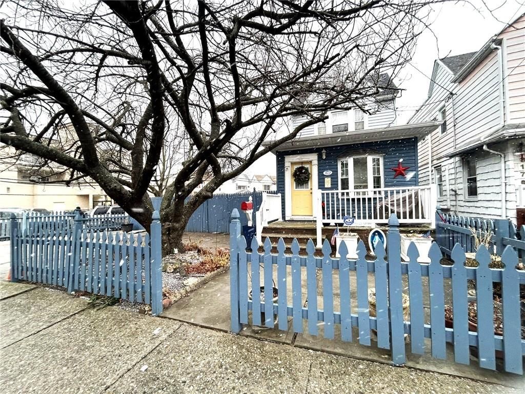 Photo of 3172 Whitney Avenue, Brooklyn, NY 11229 (MLS # 498467)