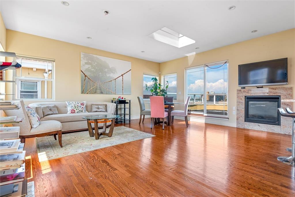 Photo of 171 Beach 100th Street #9C, Rockaway Park, NY 11694 (MLS # 505686)