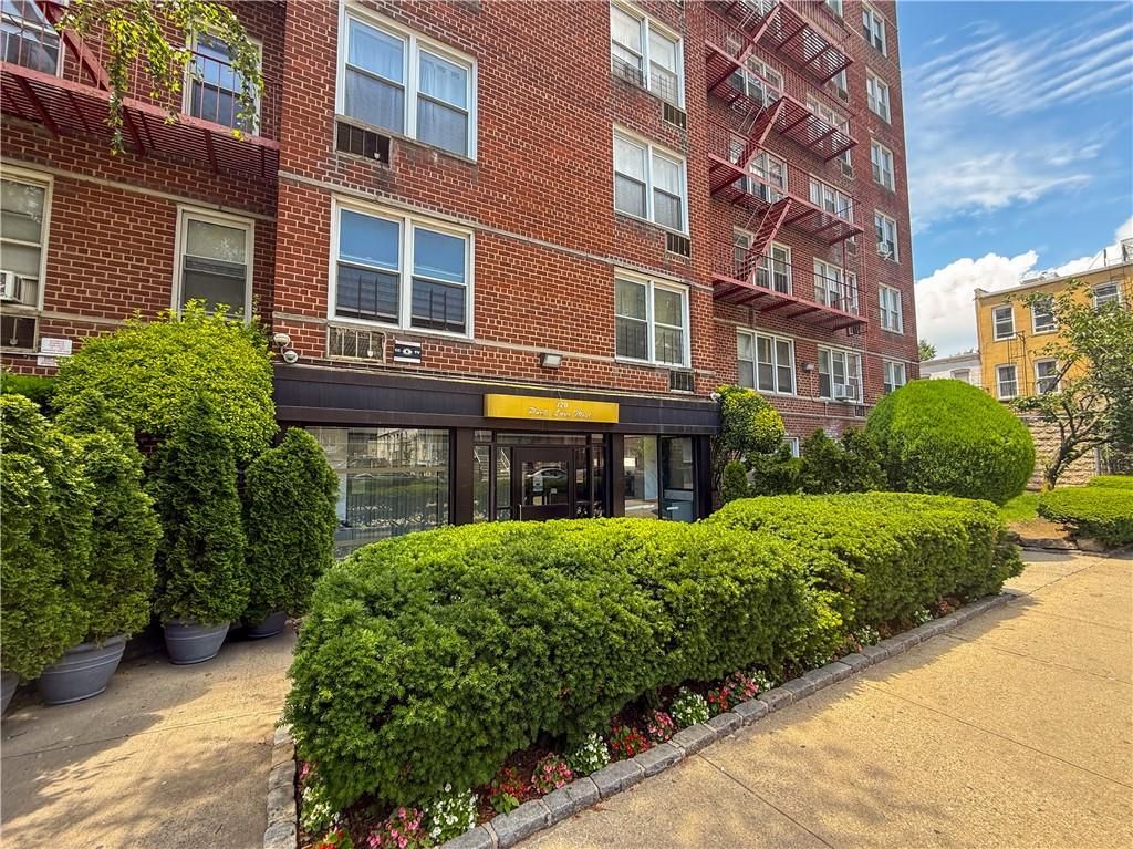 Photo of 720 31st Street #5K, Brooklyn, NY 11210 (MLS # 493965)