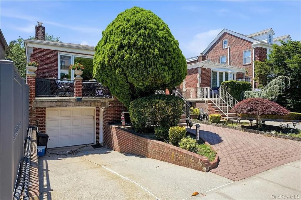 Photo of 4082 Ocean Avenue, Brooklyn, NY 11235 (MLS # 502407)