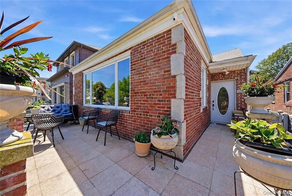 Photo of 4082 Ocean Avenue, Brooklyn, NY 11235 (MLS # 502407)