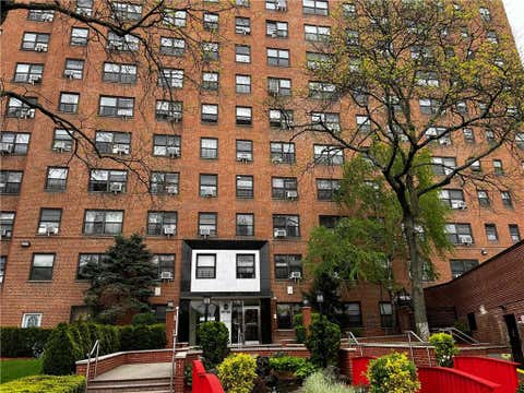 Homes For Sale - 9940 63rd Road #3H<br/> Queens County, Brooklyn, NY 11374
