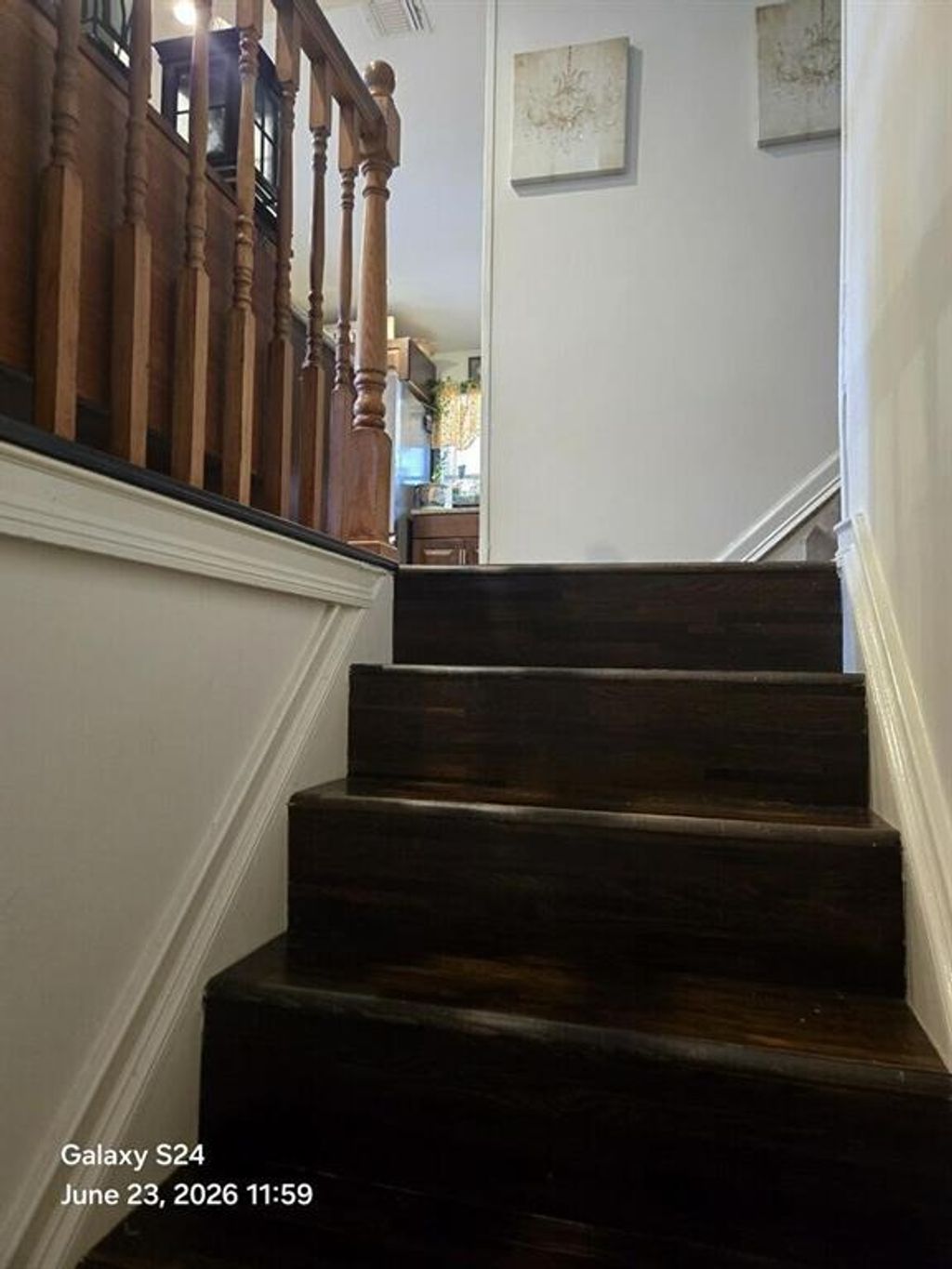 Photo of 181 Mosely Avenue, Staten Island, NY 10302 (MLS # 502384)