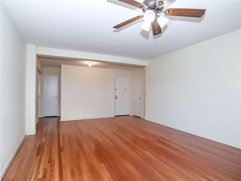 Photo of 100 Colfax Avenue #3J, Staten Island, NY 10306 (MLS # 496508)