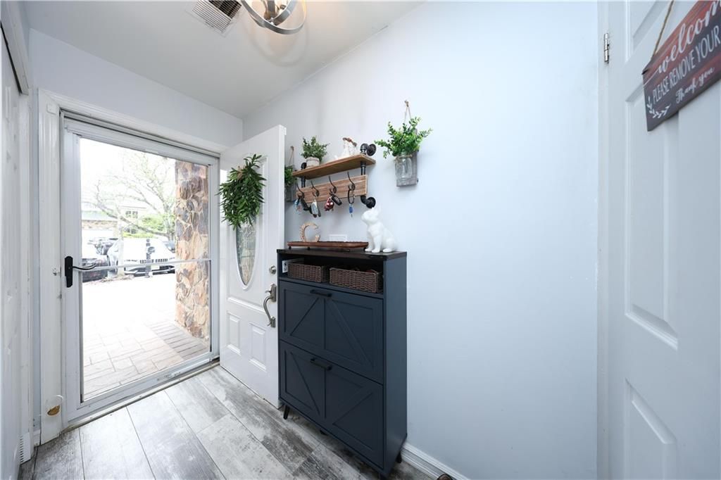 Photo of 25 Poets Circle, Staten Island, NY 10312 (MLS # 500716)