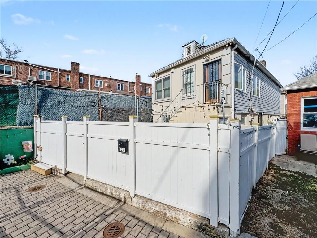 Photo of 15A Lake Avenue, Brooklyn, NY 11235 (MLS # 500346)