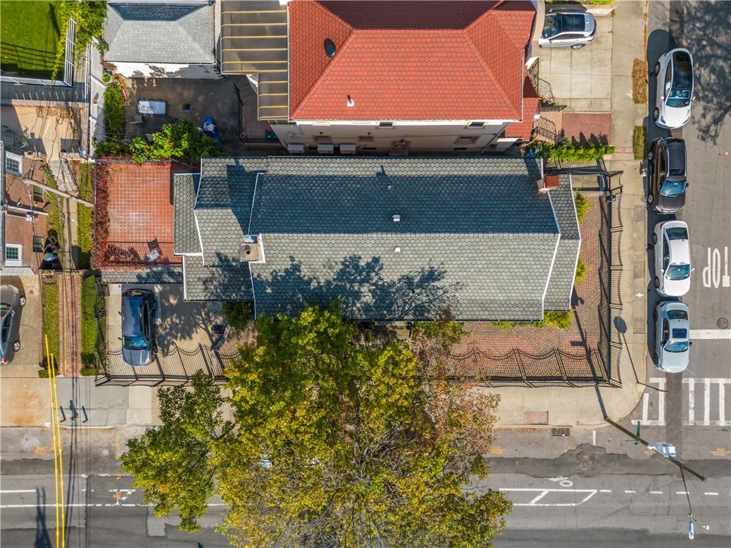 194 Falmouth Street, Brooklyn, New York image 30