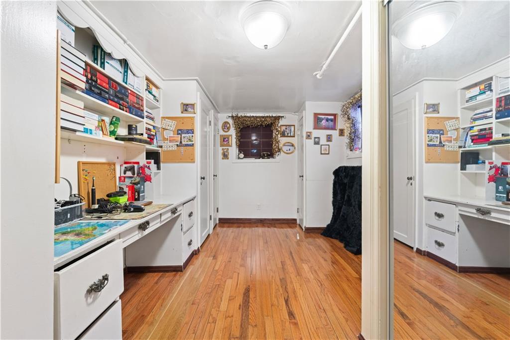 194 Falmouth Street, Brooklyn, New York image 25