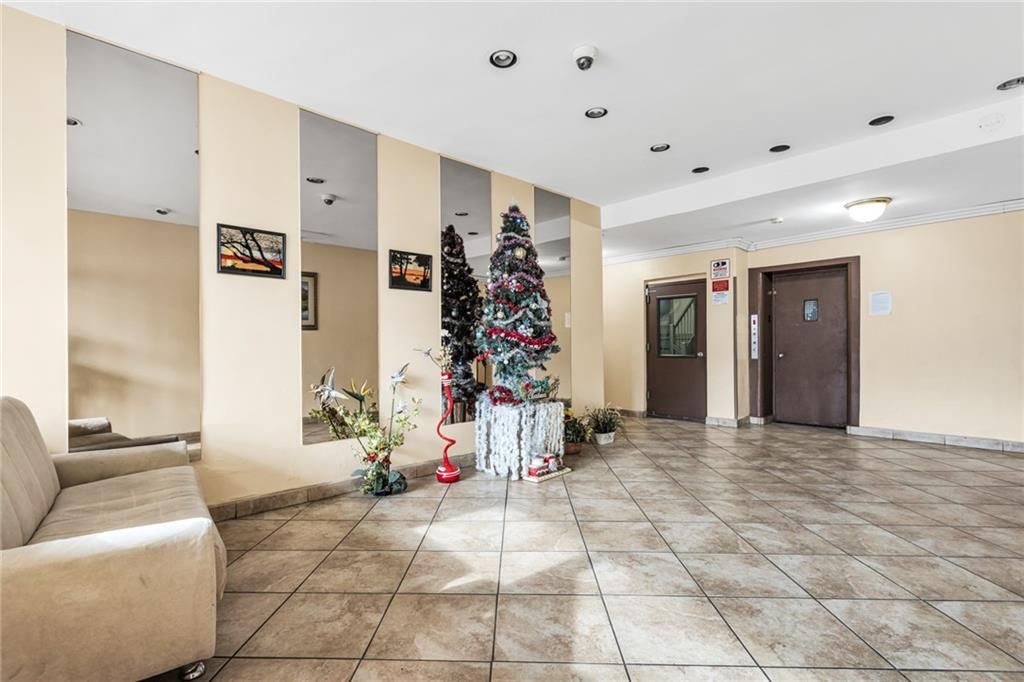 Photo of 2600 21st Street #7C, Brooklyn, NY 11235 (MLS # 498015)