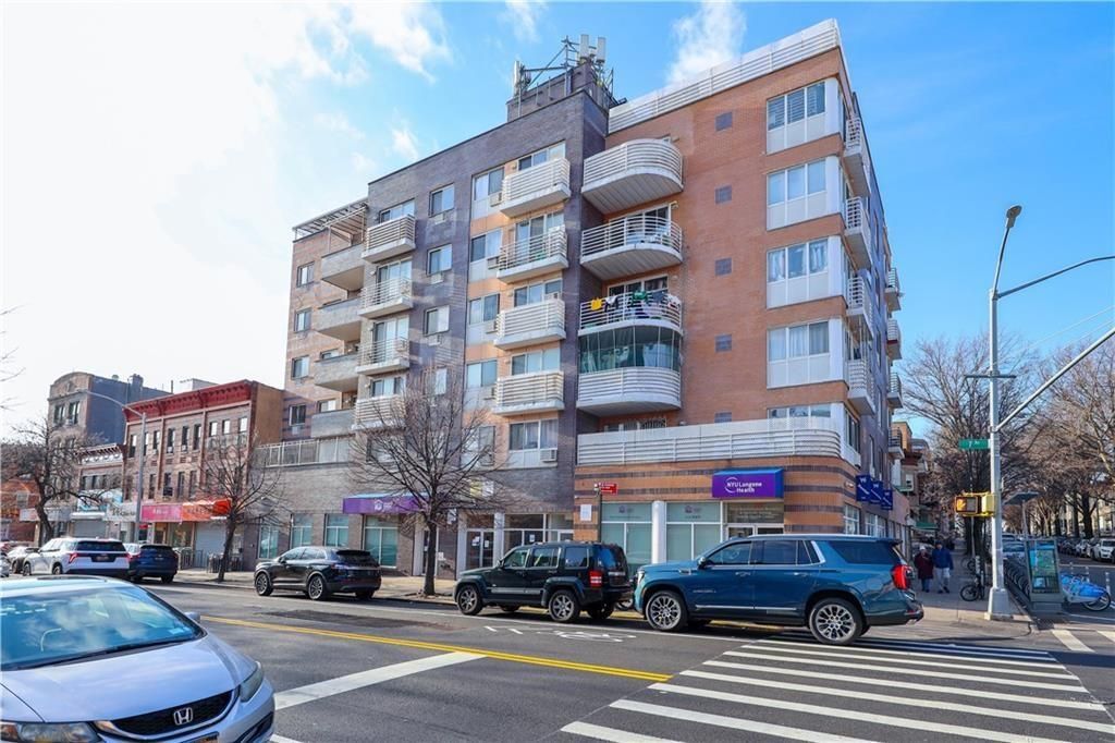 Photo of 5008 7th Avenue #6D, Brooklyn, NY 11220 (MLS # 495193)