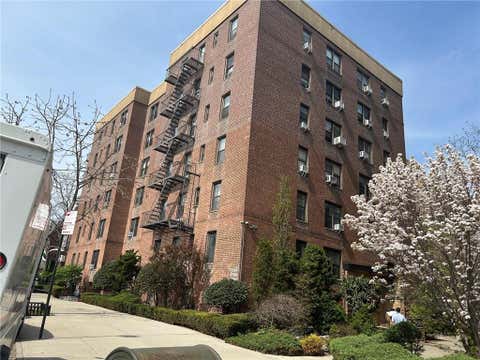 Homes For Sale - 7259 Shore Road #3A<br/> Brooklyn, NY 11209
