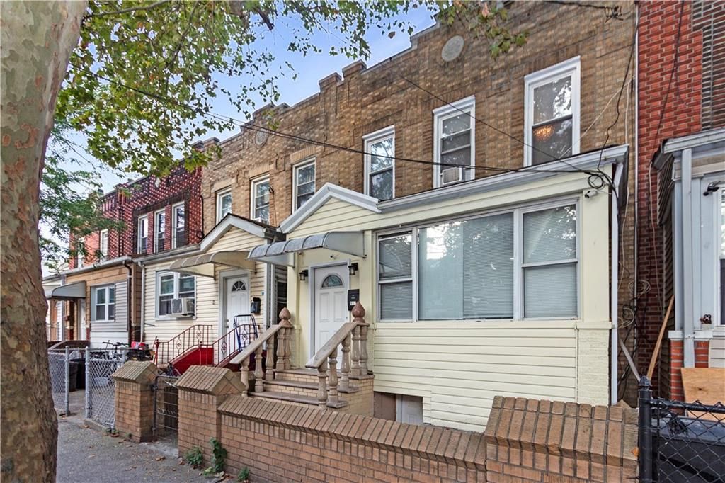 Photo of 557 Drew Street, Brooklyn, NY 11208 (MLS # 486170)